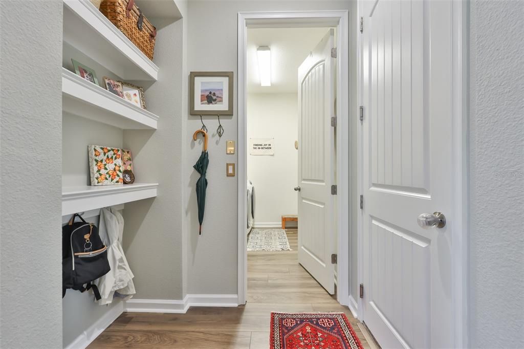 For Sale: $465,000 (3 beds, 2 baths, 2208 Square Feet)