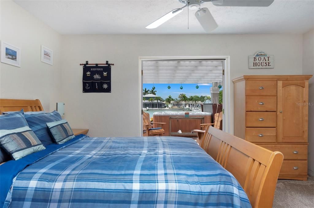 En Venta: $2,399,000 (3 camas, 3 baños, 2980 Pies cuadrados)