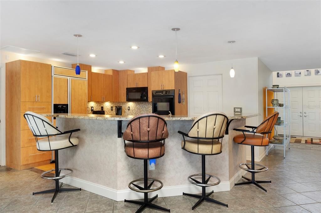 En Venta: $2,399,000 (3 camas, 3 baños, 2980 Pies cuadrados)