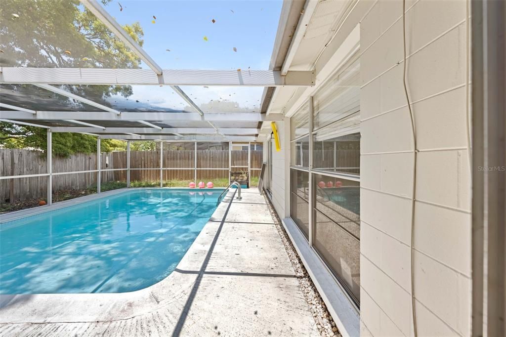 For Sale: $299,000 (3 beds, 2 baths, 1512 Square Feet)