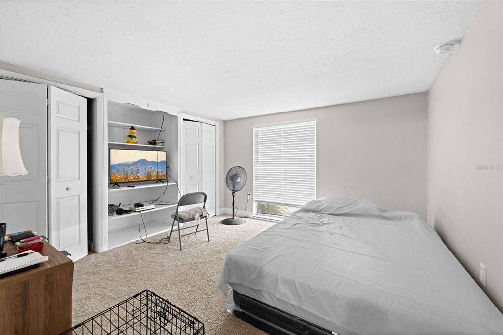 For Sale: $299,000 (3 beds, 2 baths, 1512 Square Feet)