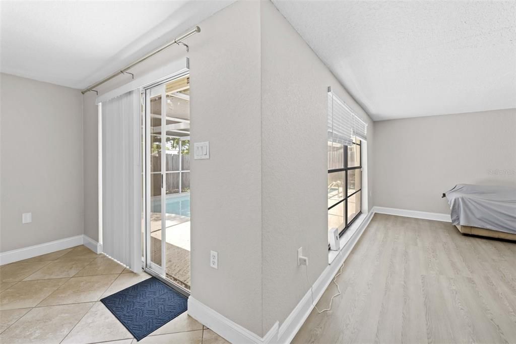 For Sale: $299,000 (3 beds, 2 baths, 1512 Square Feet)