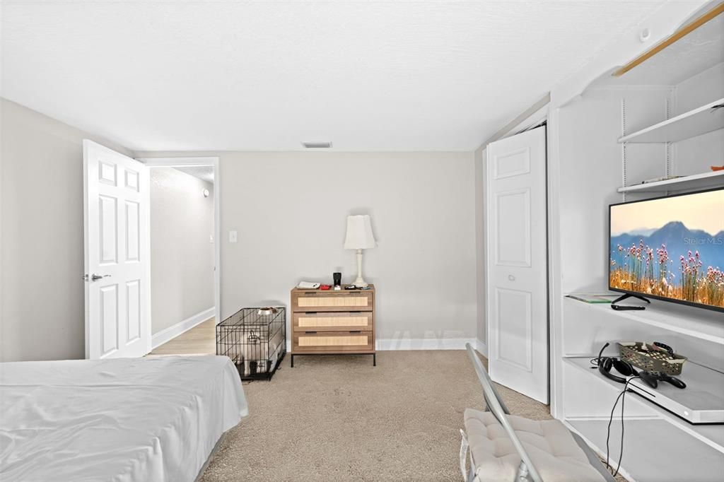 For Sale: $299,000 (3 beds, 2 baths, 1512 Square Feet)