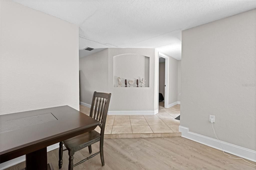 For Sale: $299,000 (3 beds, 2 baths, 1512 Square Feet)