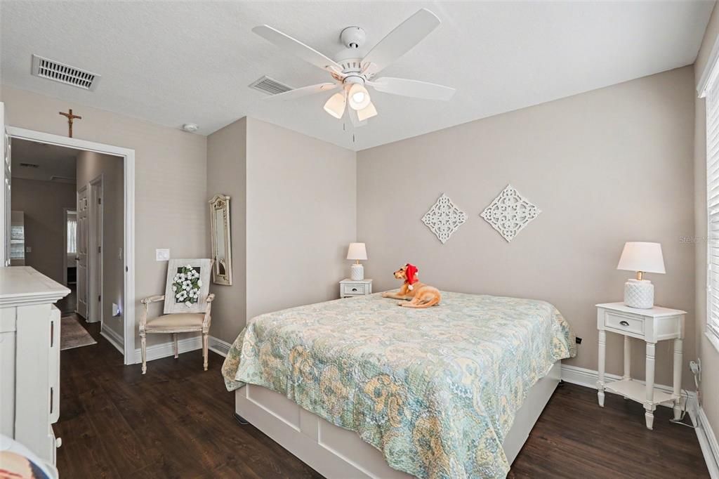 For Sale: $375,000 (3 beds, 2 baths, 2153 Square Feet)