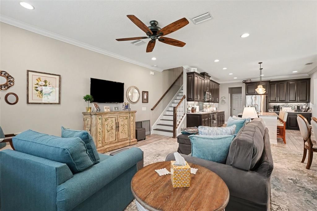 For Sale: $375,000 (3 beds, 2 baths, 2153 Square Feet)