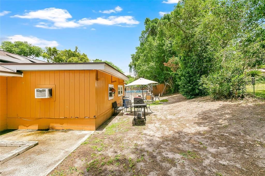 На продажу: $339,990 (3 спален, 2 ванн, 1444 Квадратных фут)