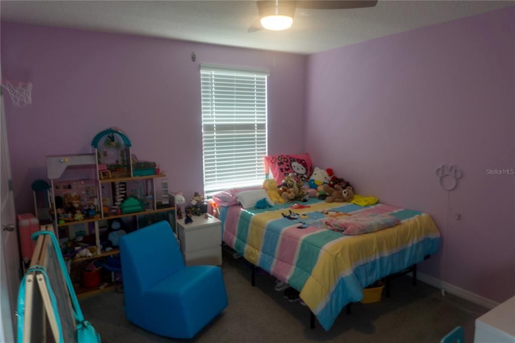 For Sale: $395,000 (5 beds, 3 baths, 2606 Square Feet)