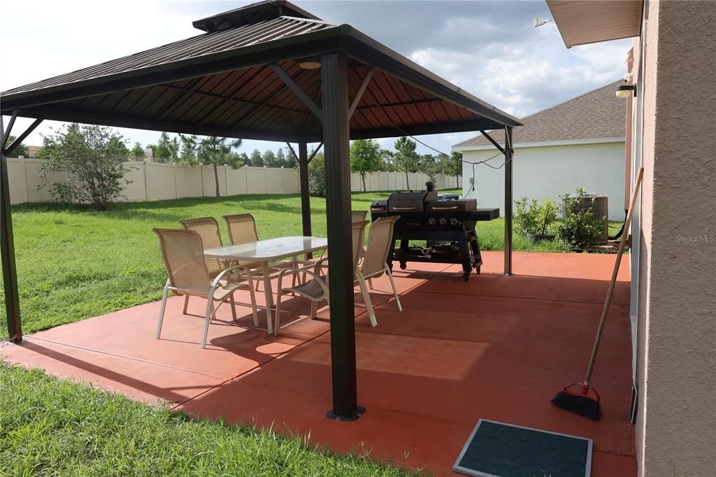 For Sale: $395,000 (5 beds, 3 baths, 2606 Square Feet)