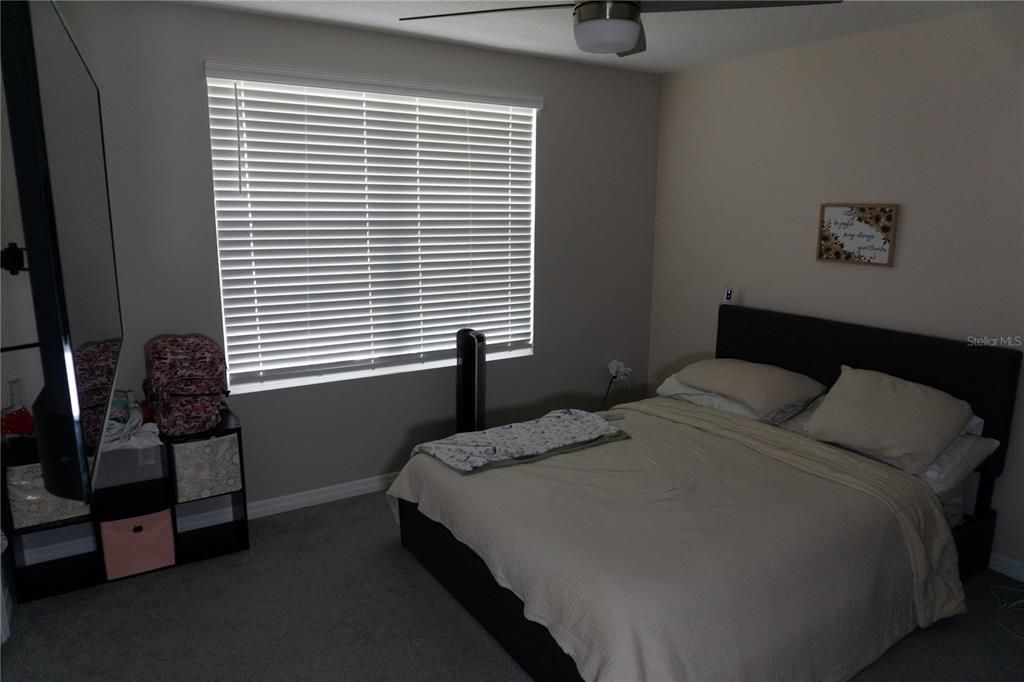 For Sale: $395,000 (5 beds, 3 baths, 2606 Square Feet)