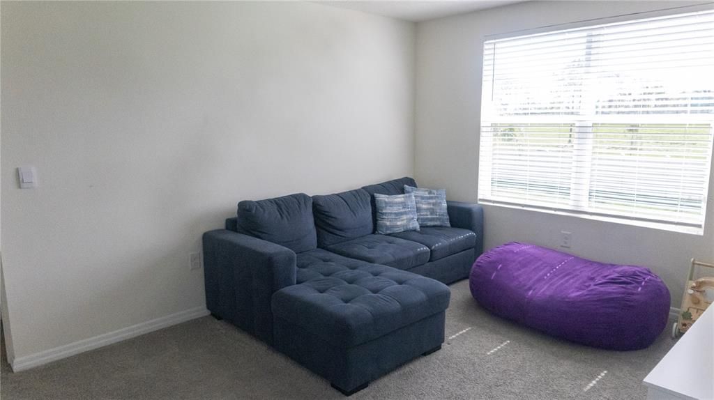 For Sale: $395,000 (5 beds, 3 baths, 2606 Square Feet)