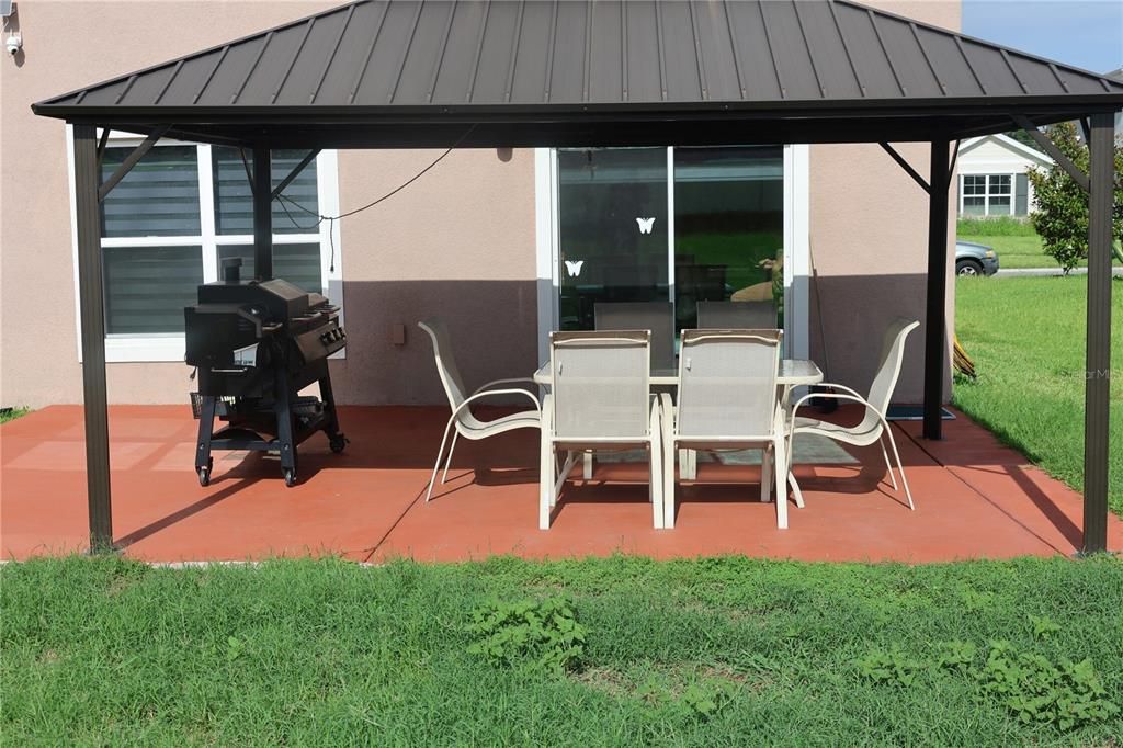 For Sale: $395,000 (5 beds, 3 baths, 2606 Square Feet)