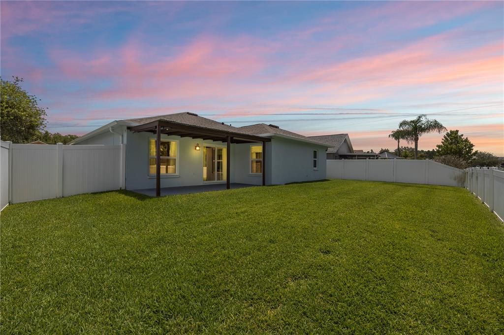 For Sale: $400,000 (3 beds, 2 baths, 1629 Square Feet)