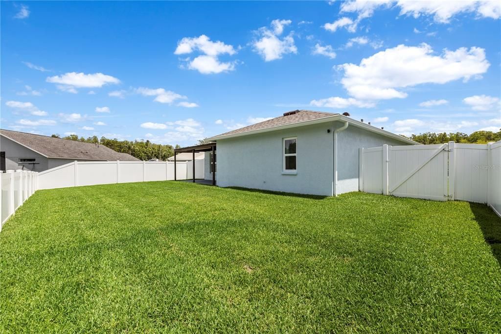 For Sale: $400,000 (3 beds, 2 baths, 1629 Square Feet)