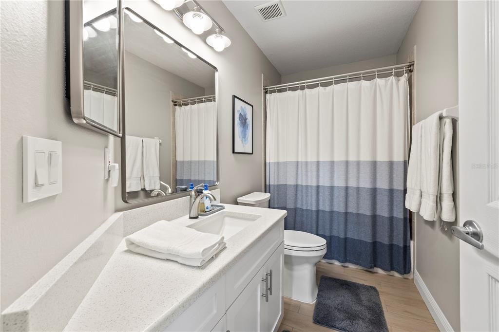 For Sale: $400,000 (3 beds, 2 baths, 1629 Square Feet)