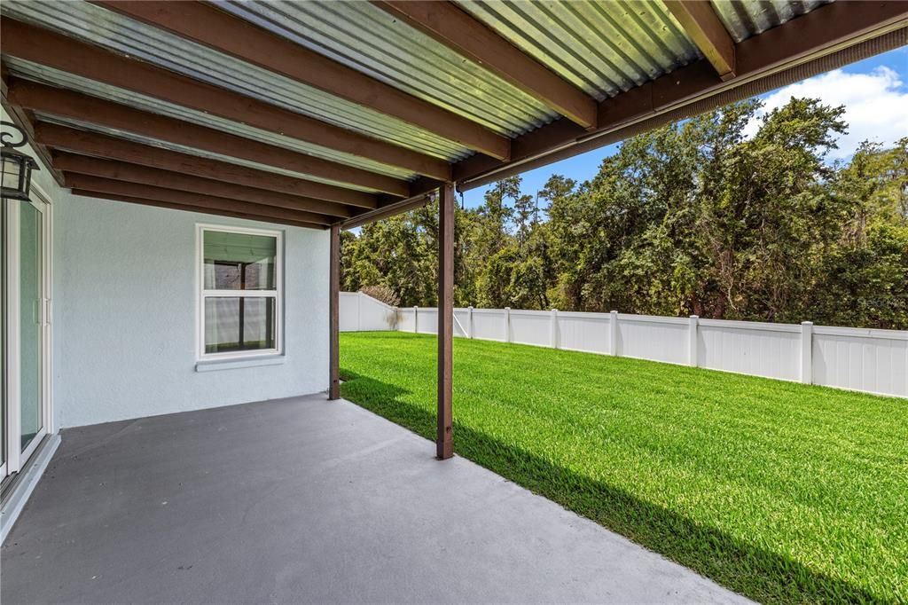 For Sale: $400,000 (3 beds, 2 baths, 1629 Square Feet)