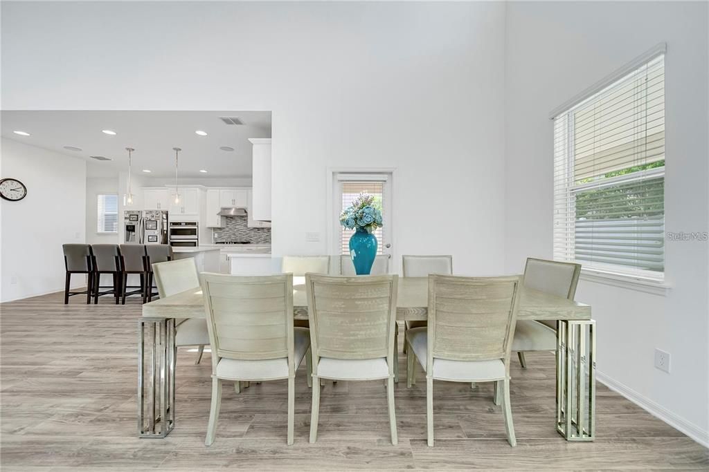 For Sale: $869,000 (4 beds, 3 baths, 3103 Square Feet)