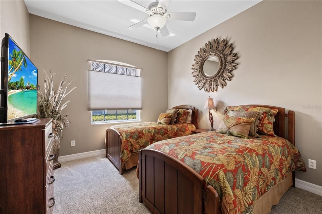 For Sale: $380,000 (3 beds, 2 baths, 1740 Square Feet)