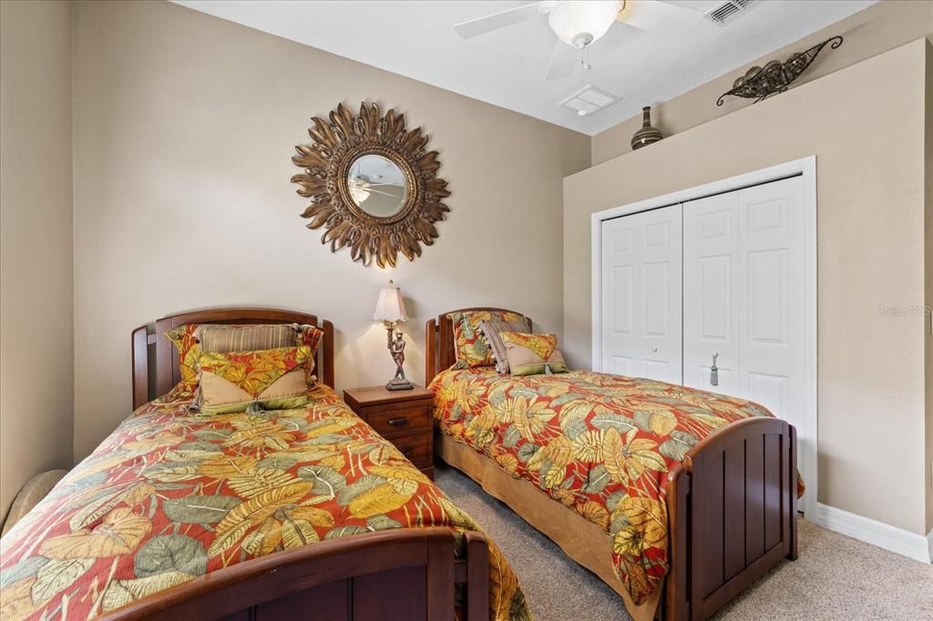 For Sale: $380,000 (3 beds, 2 baths, 1740 Square Feet)