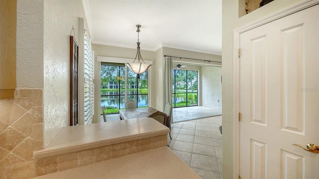 For Sale: $474,900 (2 beds, 2 baths, 1798 Square Feet)