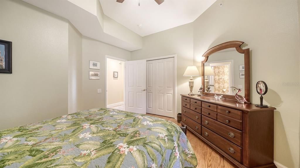 For Sale: $474,900 (2 beds, 2 baths, 1798 Square Feet)