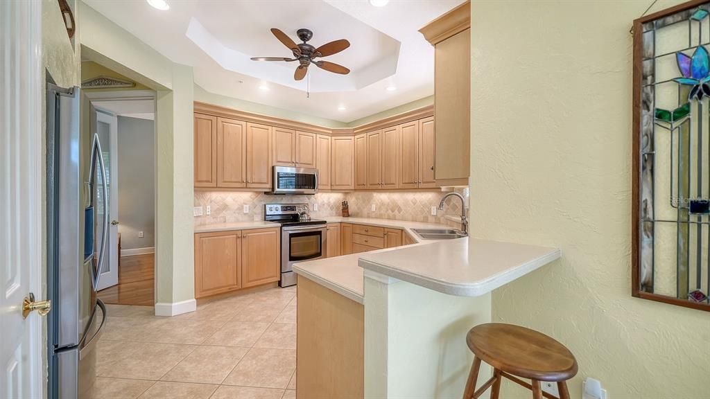 For Sale: $474,900 (2 beds, 2 baths, 1798 Square Feet)