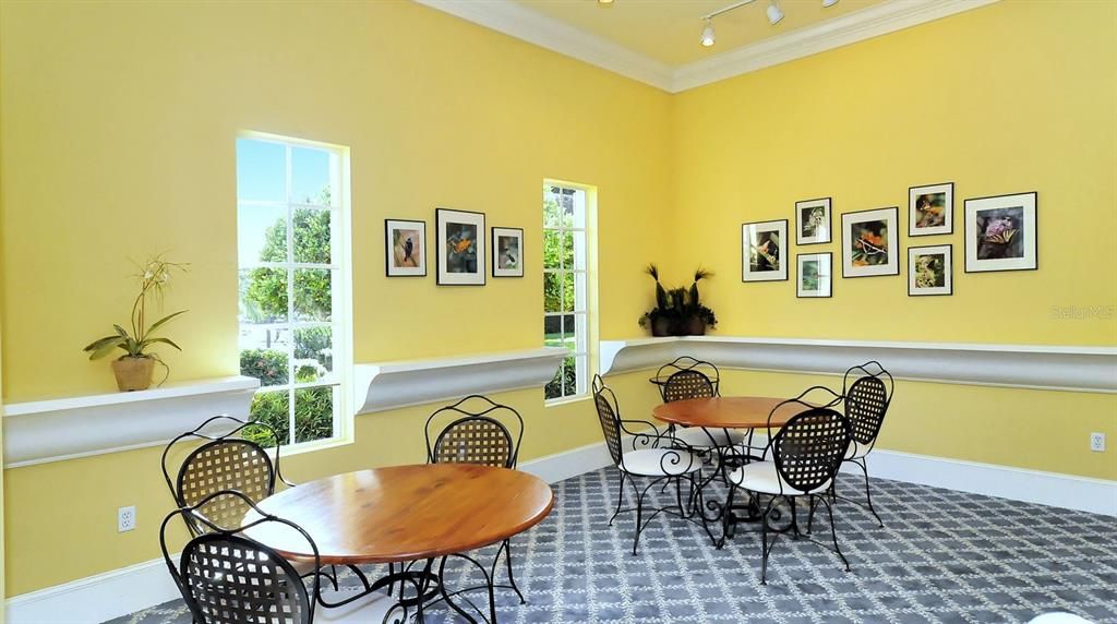 For Sale: $474,900 (2 beds, 2 baths, 1798 Square Feet)