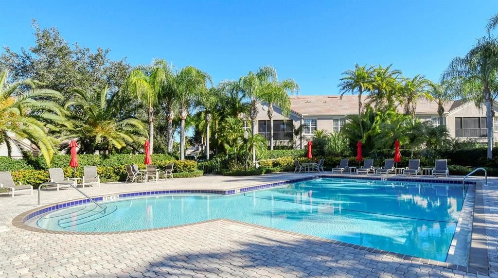 For Sale: $474,900 (2 beds, 2 baths, 1798 Square Feet)