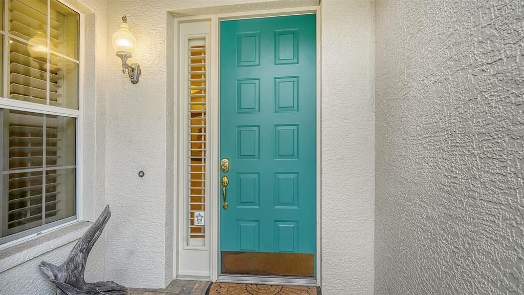 For Sale: $474,900 (2 beds, 2 baths, 1798 Square Feet)