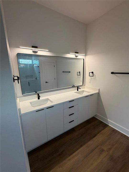 For Sale: $357,000 (4 beds, 3 baths, 1889 Square Feet)