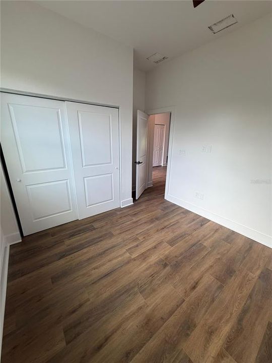 For Sale: $357,000 (4 beds, 3 baths, 1889 Square Feet)