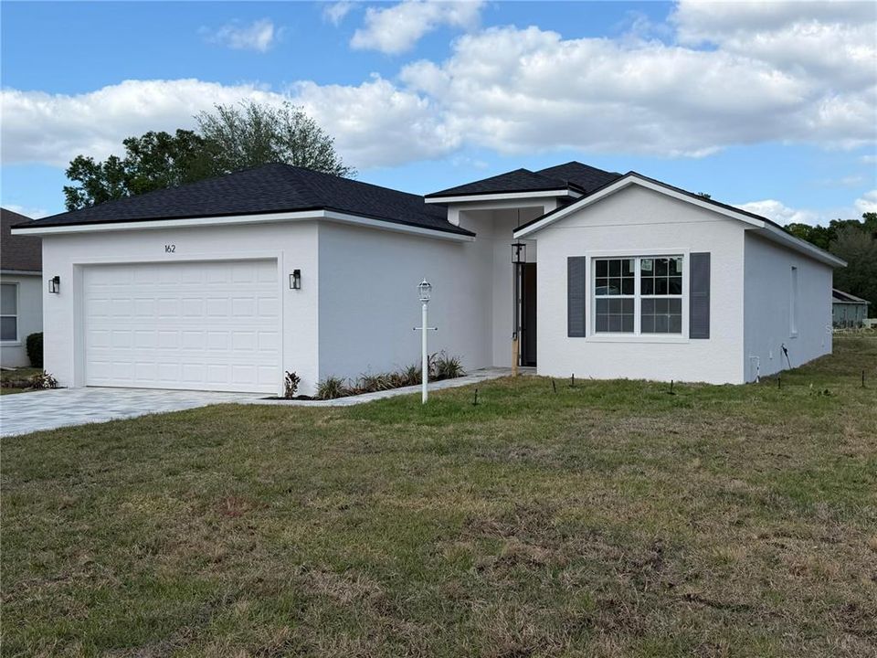 For Sale: $357,000 (4 beds, 3 baths, 1889 Square Feet)