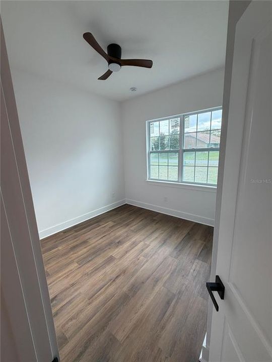 For Sale: $357,000 (4 beds, 3 baths, 1889 Square Feet)