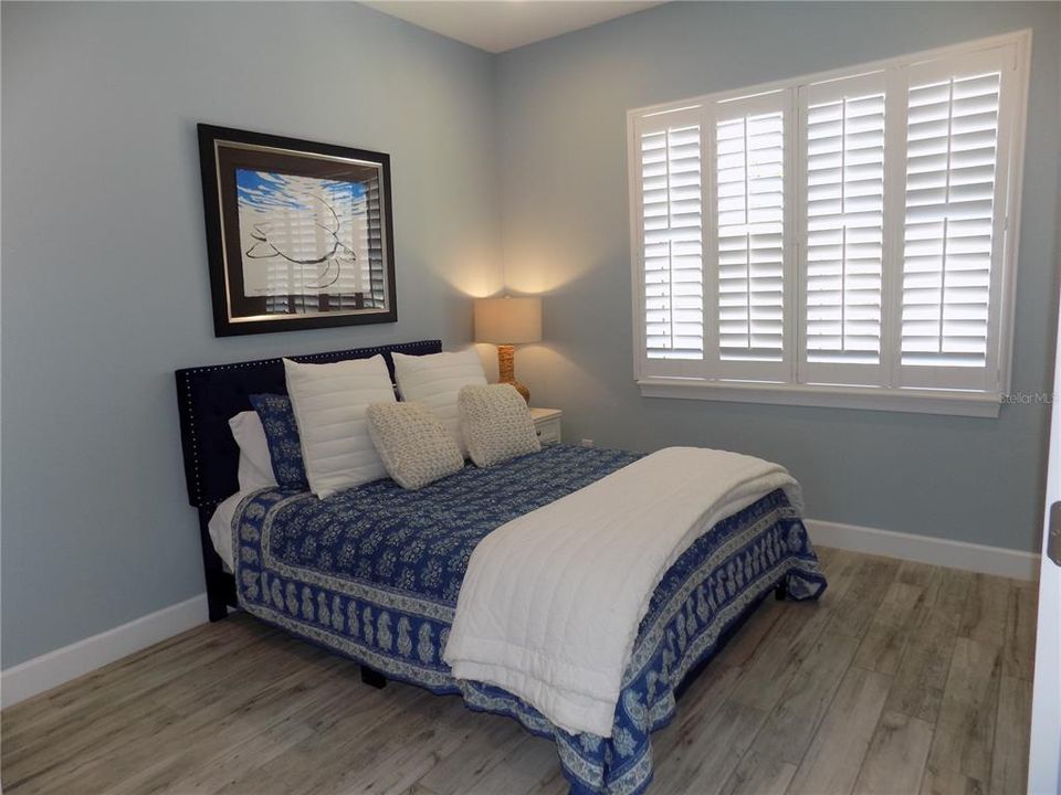 For Sale: $910,000 (4 beds, 3 baths, 1980 Square Feet)