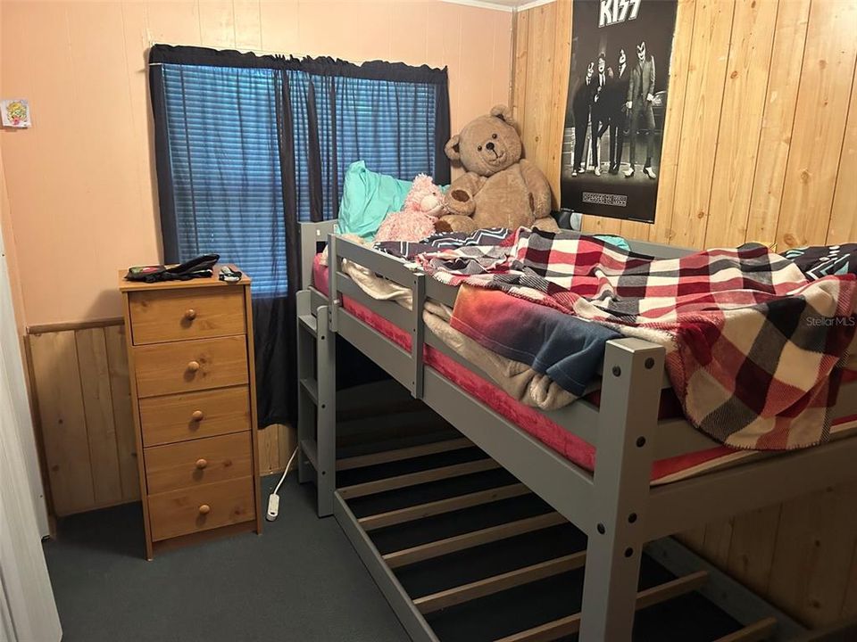 For Sale: $80,000 (2 beds, 1 baths, 672 Square Feet)