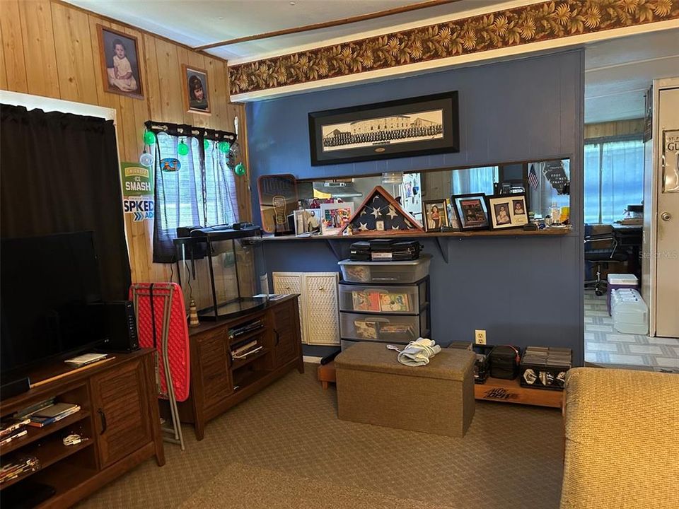 For Sale: $80,000 (2 beds, 1 baths, 672 Square Feet)
