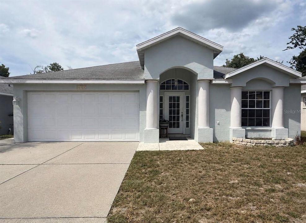 For Sale: $300,000 (3 beds, 2 baths, 1623 Square Feet)