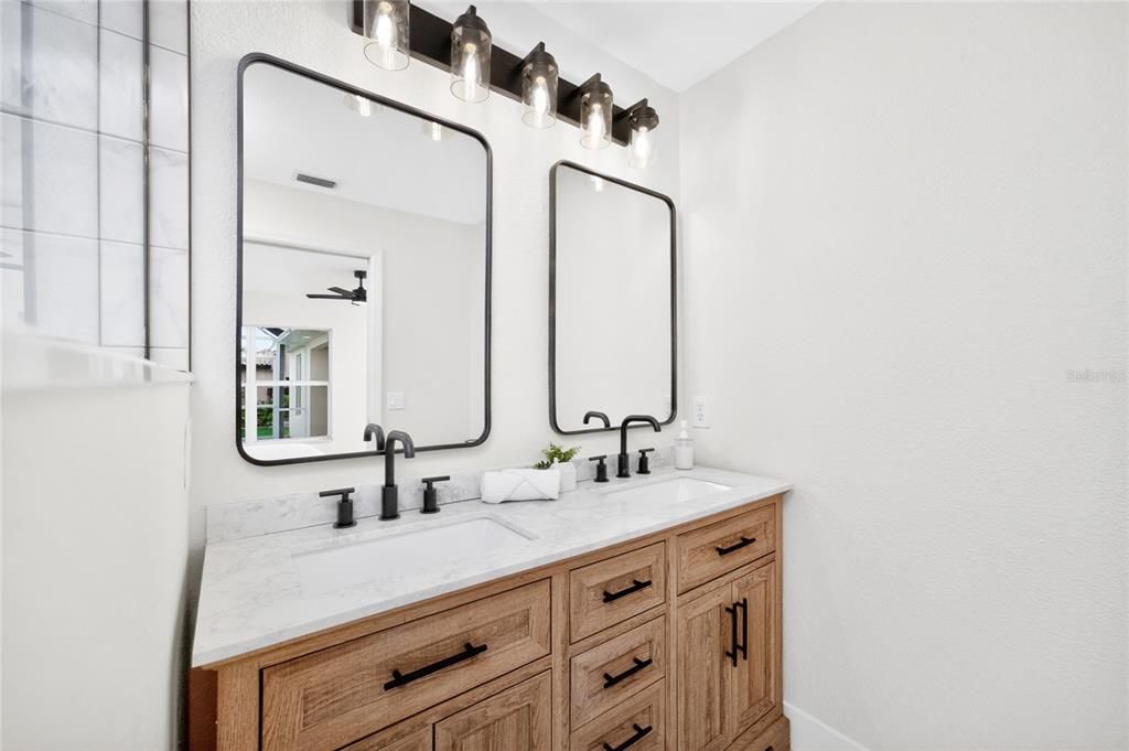 For Sale: $420,000 (3 beds, 2 baths, 1545 Square Feet)