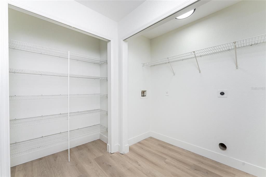 For Sale: $420,000 (3 beds, 2 baths, 1545 Square Feet)