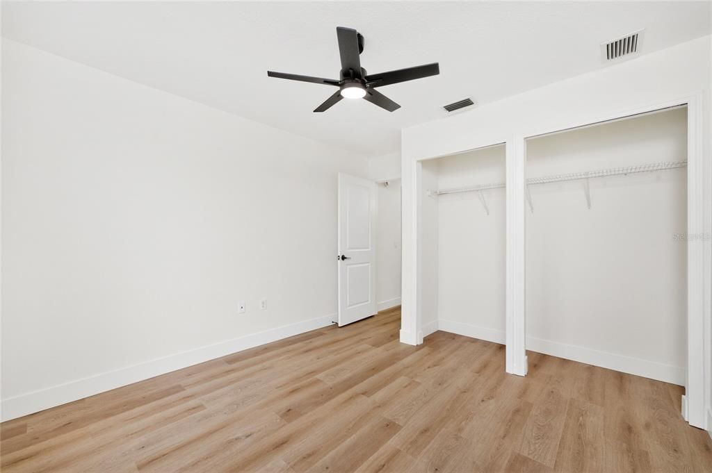 For Sale: $420,000 (3 beds, 2 baths, 1545 Square Feet)