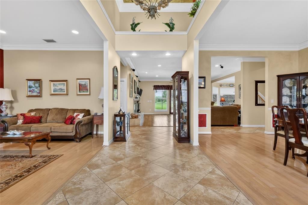 En Venta: $800,000 (5 camas, 4 baños, 4018 Pies cuadrados)