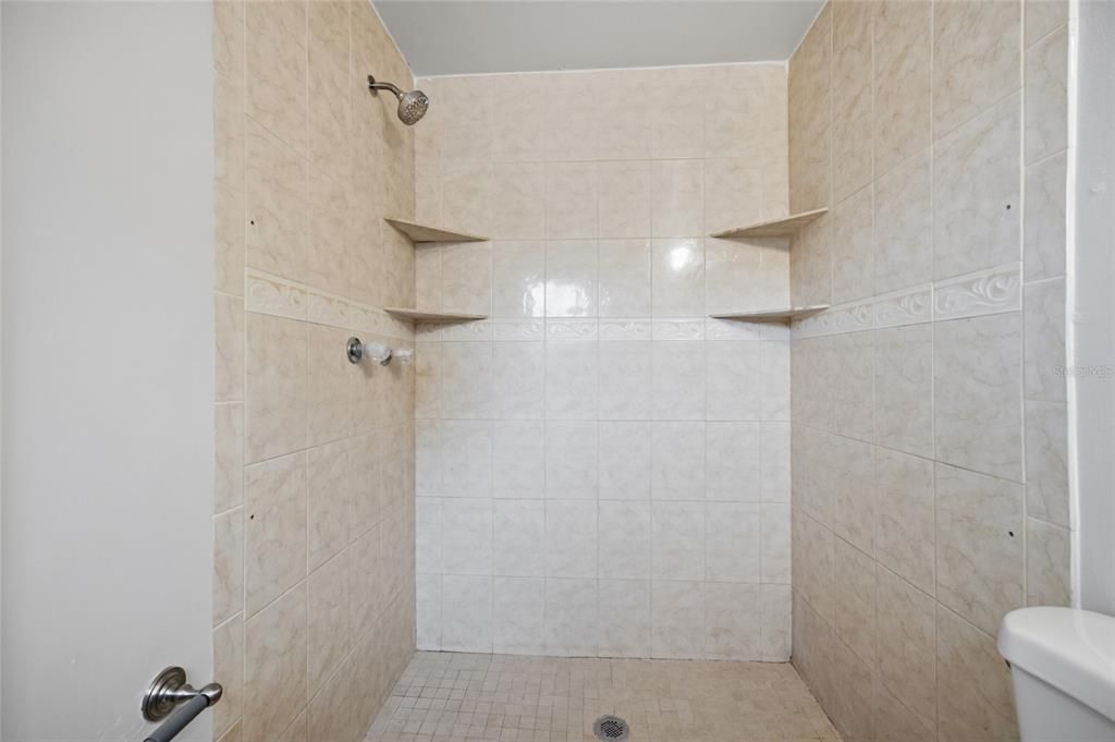 For Sale: $285,000 (3 beds, 2 baths, 1486 Square Feet)