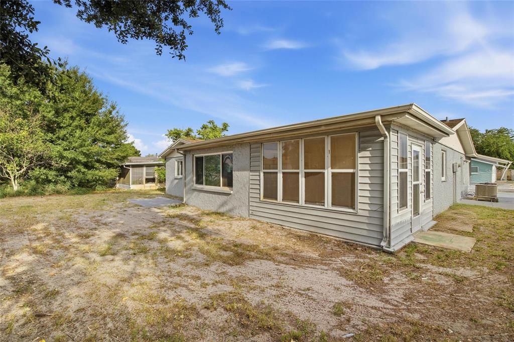 For Sale: $285,000 (3 beds, 2 baths, 1486 Square Feet)