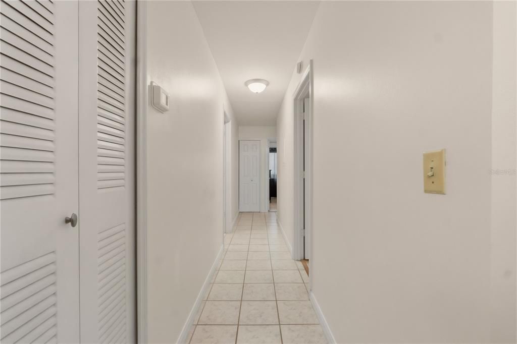 На продажу: $179,999 (3 спален, 2 ванн, 1081 Квадратных фут)