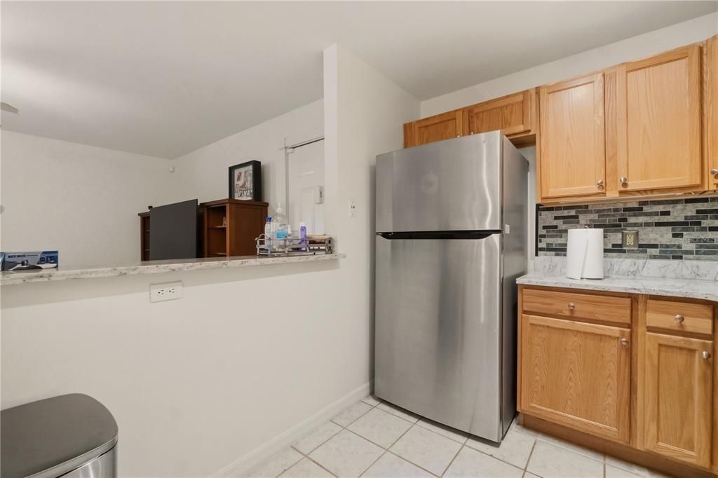 На продажу: $179,999 (3 спален, 2 ванн, 1081 Квадратных фут)