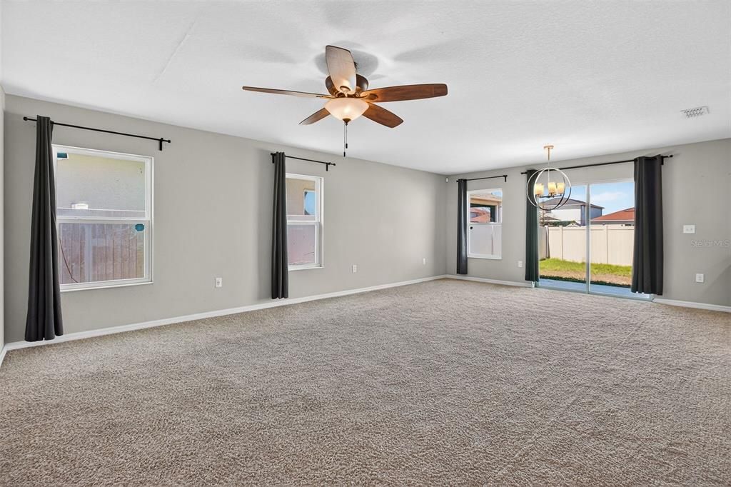 For Sale: $360,000 (3 beds, 2 baths, 1908 Square Feet)