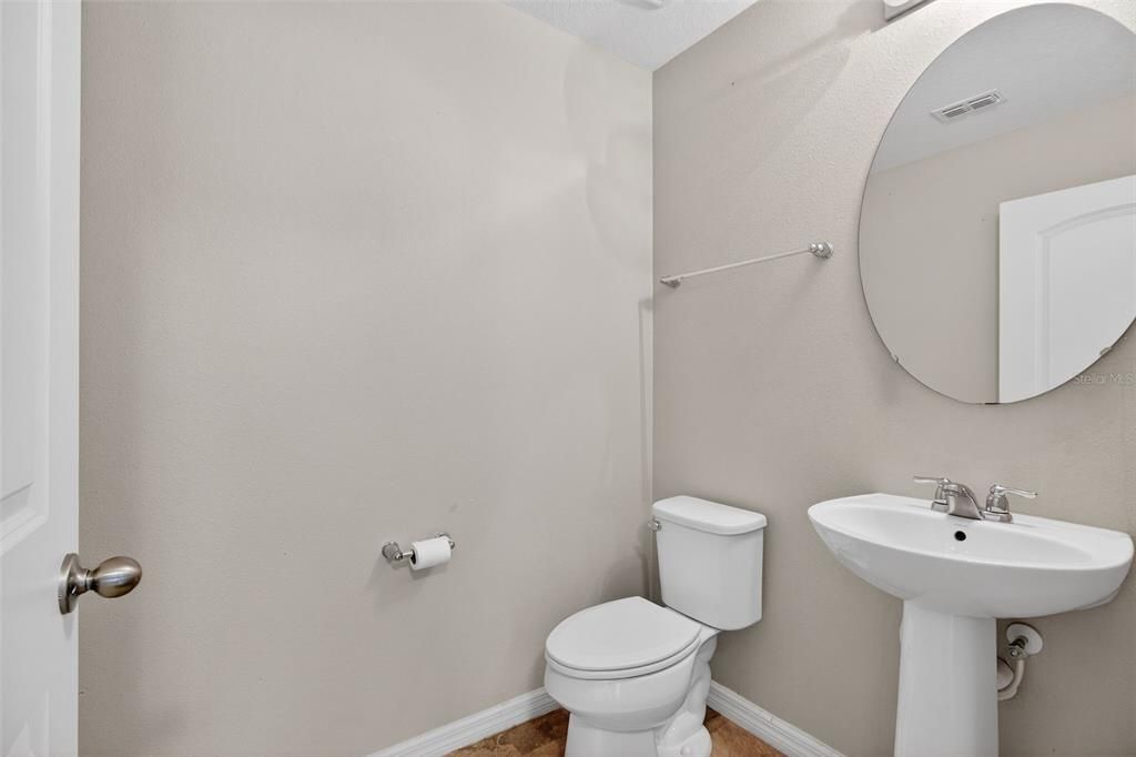 For Sale: $360,000 (3 beds, 2 baths, 1908 Square Feet)