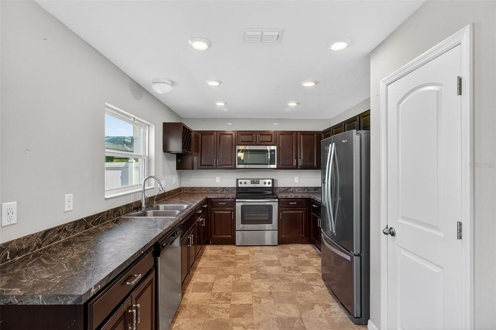 For Sale: $360,000 (3 beds, 2 baths, 1908 Square Feet)
