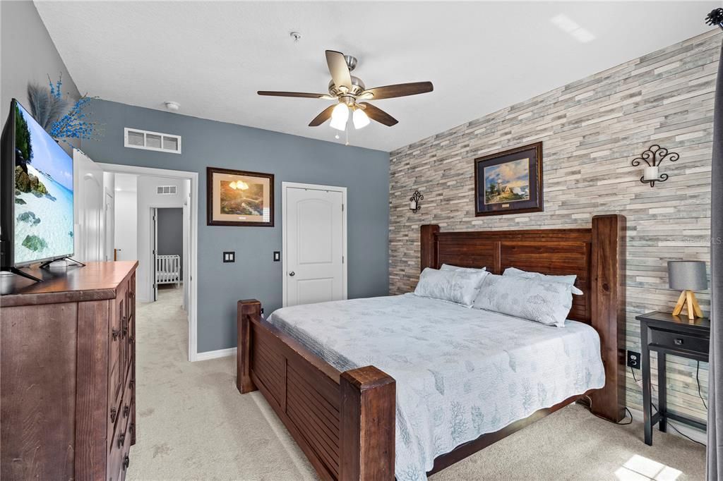 For Sale: $259,900 (2 beds, 2 baths, 1509 Square Feet)
