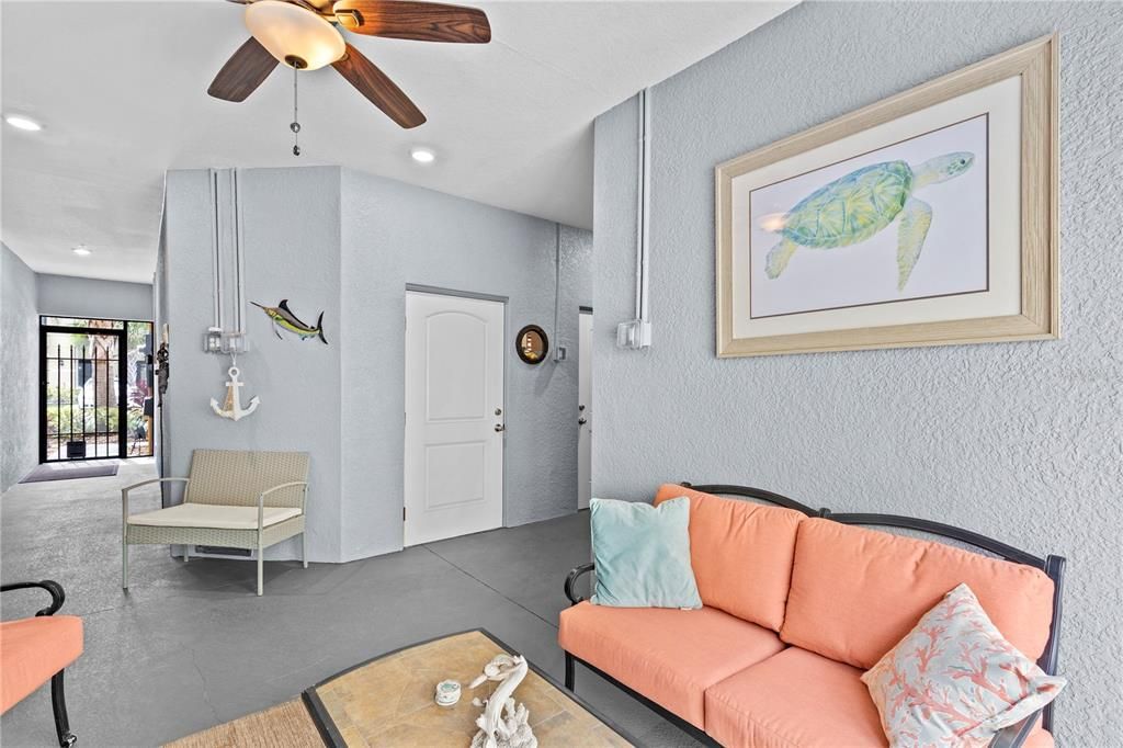 For Sale: $259,900 (2 beds, 2 baths, 1509 Square Feet)